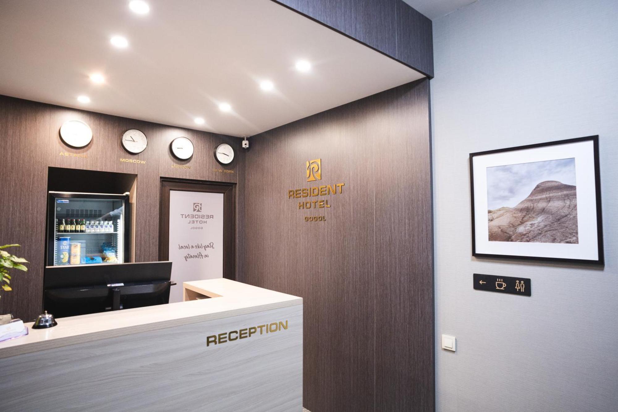 Resident Hotel Gogol Almaty Ngoại thất bức ảnh