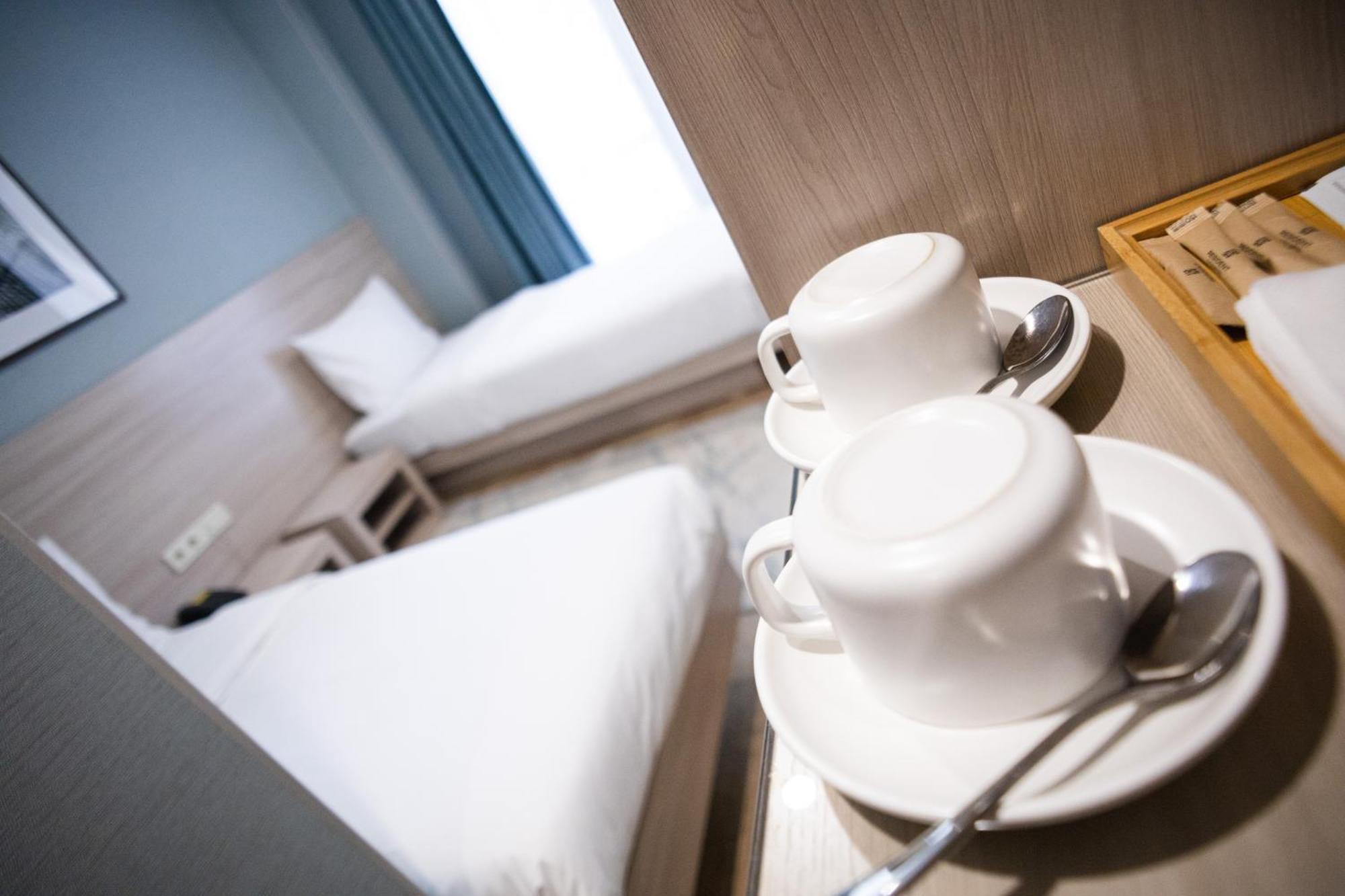 Resident Hotel Gogol Almaty Ngoại thất bức ảnh