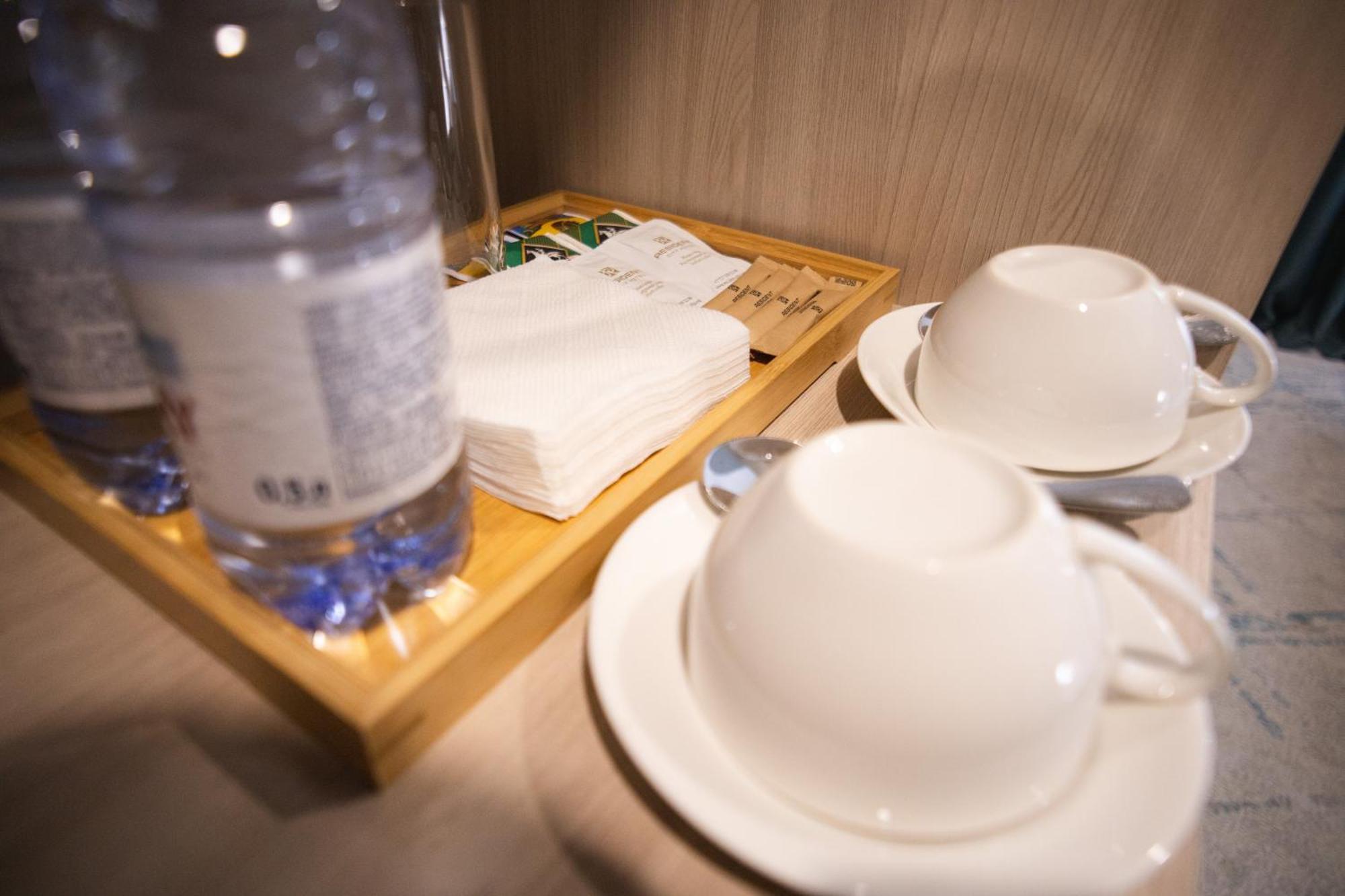 Resident Hotel Gogol Almaty Ngoại thất bức ảnh