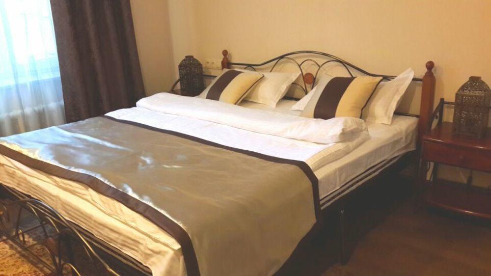 Resident Hotel Gogol Almaty Ngoại thất bức ảnh
